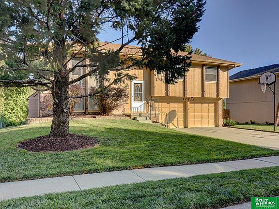 2nd image of 12712 Grant Cir