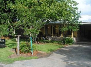 190 B And R Ln, Golden Meadow, LA 70357