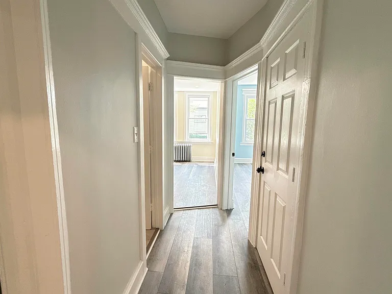 153 Wegman Pkwy #1-JC — Photo 4