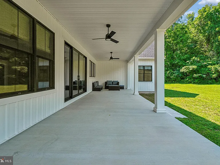 240 Lewis Williams Ln — Photo 47