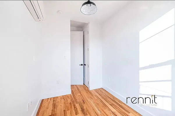 Rented by Rennit Inc. | media 11