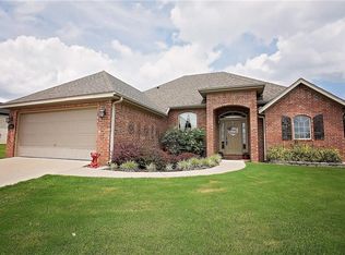 201 Jones St, Lowell, AR 72745