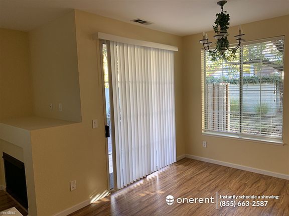5th image of 379 Kincora Ct