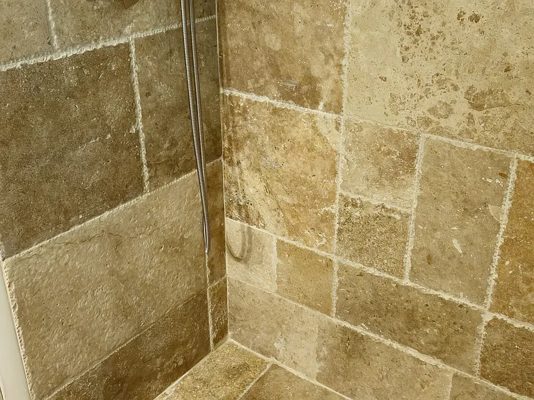 813 Ocean Dr — Photo 11