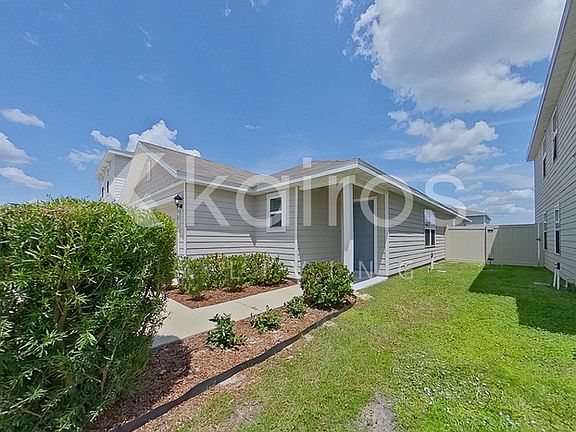 3rd image of 8585 SW 44th Ct