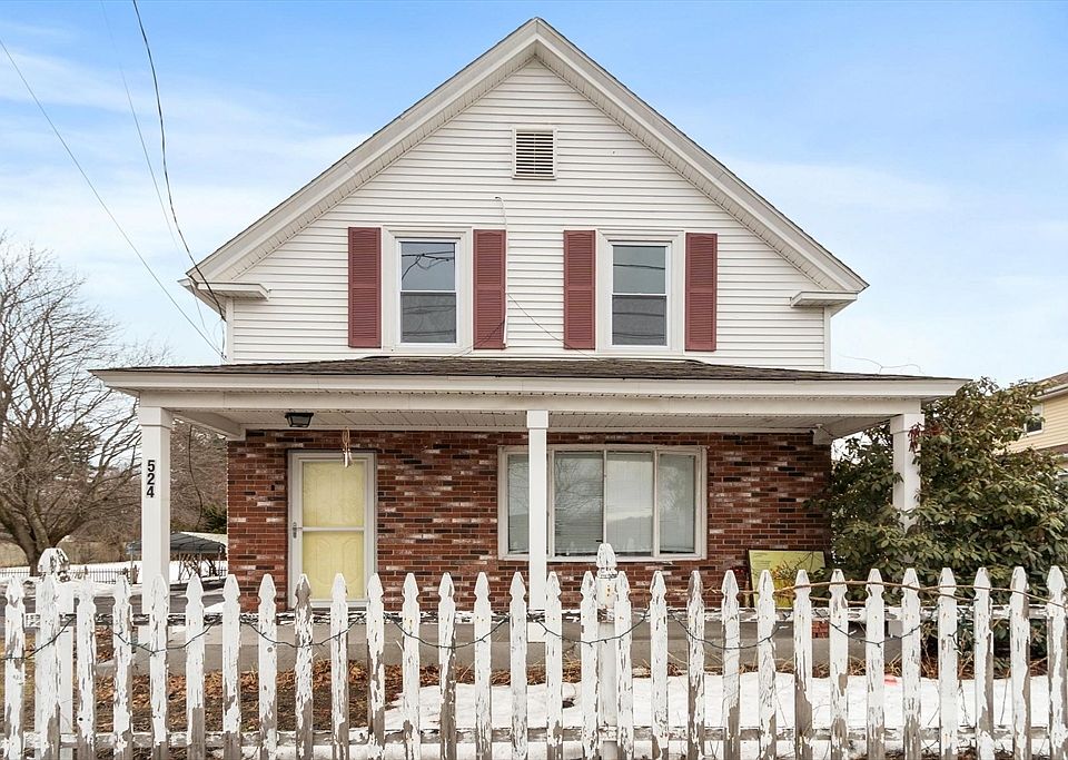 1st image of 524 Merrimack St