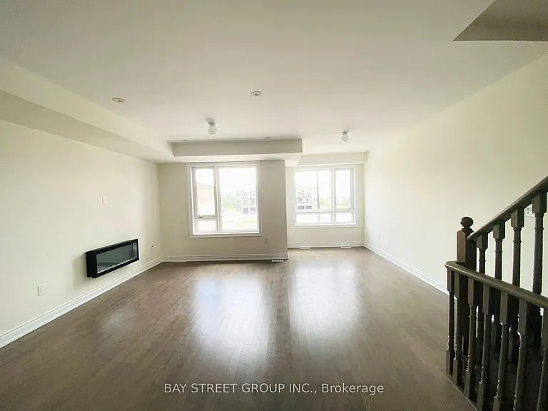 255 Tennant Cir — Photo 6