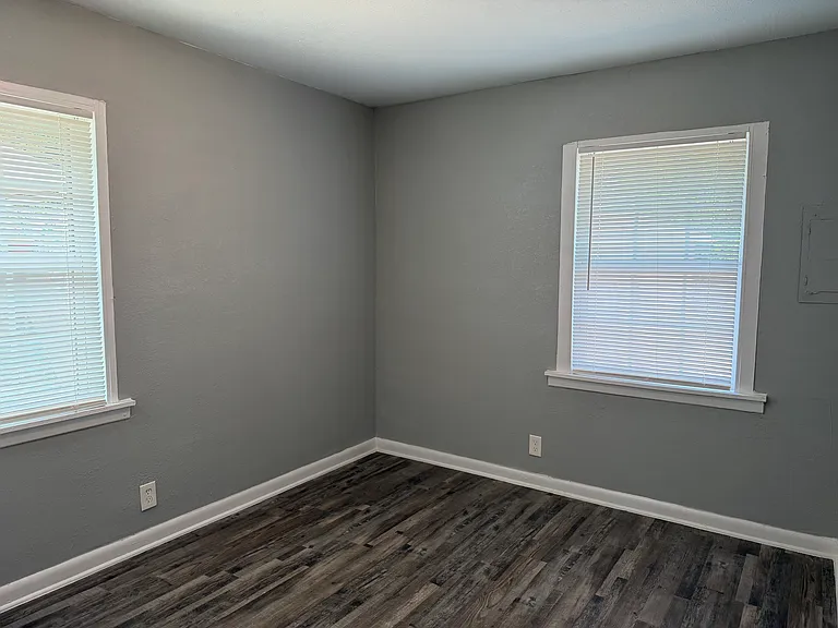 2506 Normont Cir — Photo 12