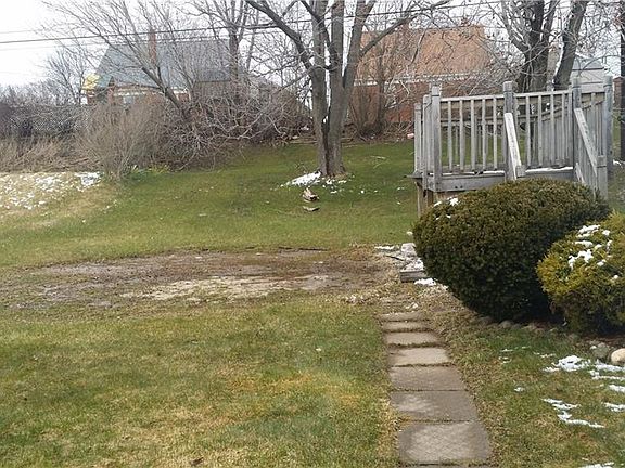 2nd image of 102 Ontario Dr