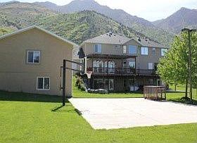3rd image of 575 N Bald Mountain Dr