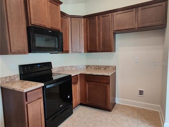 5th image of 712 Willard Ave