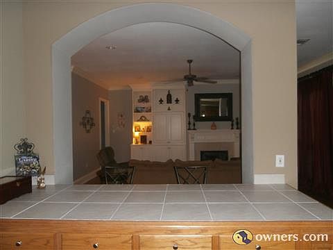 4th image of 15094 Bluffwood Cir