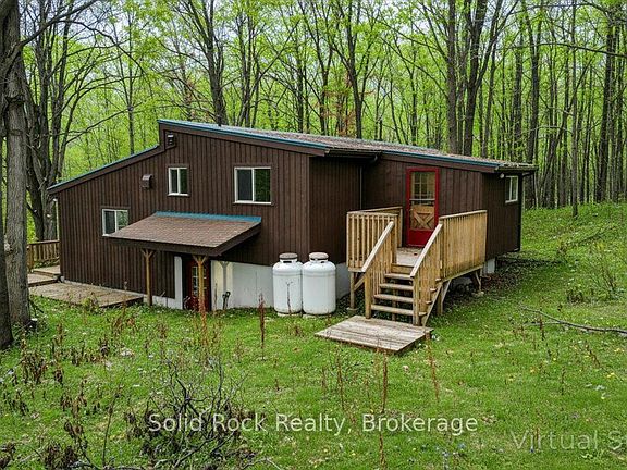 2nd image of 132 Beaver Creek Rd