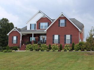 2105 Foster Cir, Cookeville, TN 38501