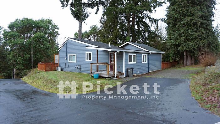 1st image of 2137 Cloward Way NW