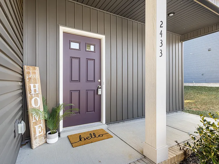 2433 Bucklin Dr — Photo 5