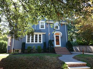 28 Buchanan Rd, West Roxbury, MA 02132