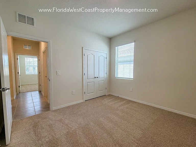 5819 Oak Bridge Ct — Photo 9