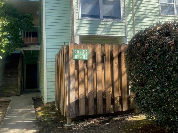 200 High Meadows Blvd #B-4, Lafayette, LA 70507