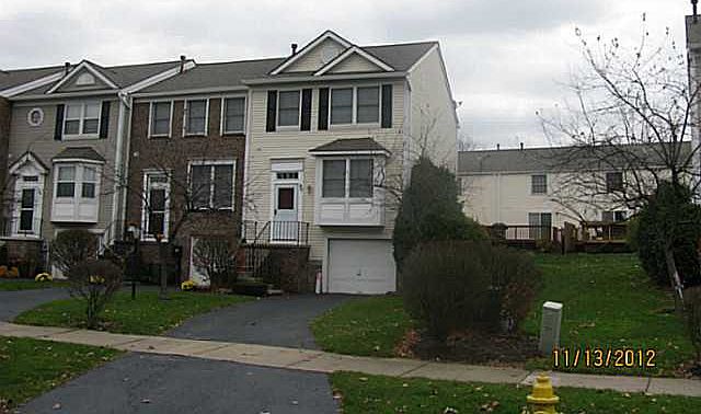 1st image of 80 Courtshire Ln