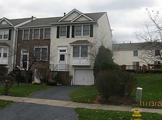 80 Courtshire Ln, Penfield, NY 14526