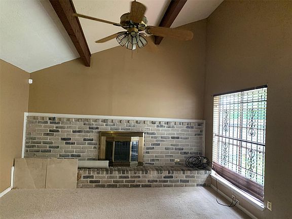 2nd image of 6715 Desert Rose Ln
