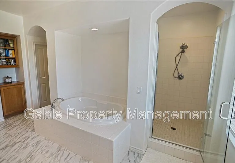 26155 Lone Rock Ct — Photo 16