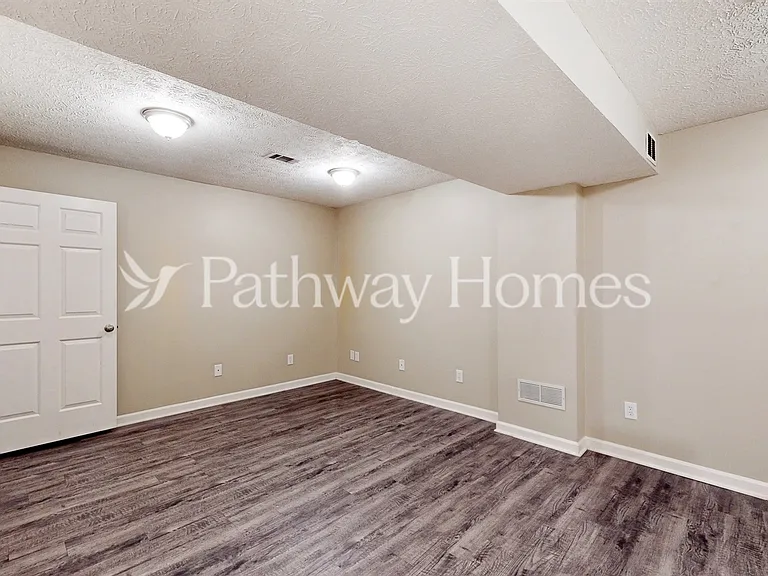1612 Cumberland Club Rd SW — Photo 16