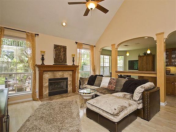 5th image of 4804 Whispering Valley Dr