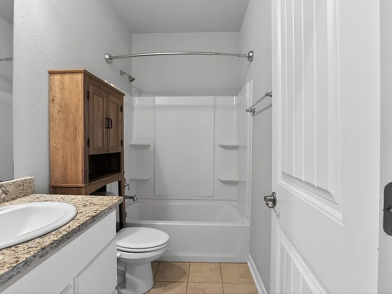 1708 Sawgrass Dr — Photo 18