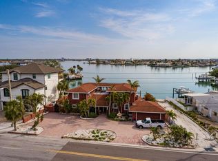 7013 Boca Ciega Dr, Saint Pete Beach, FL 33706