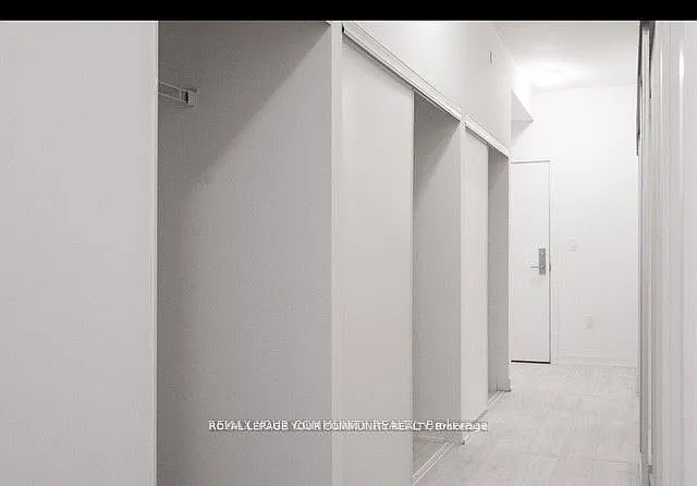 2433 Dufferin St #209 — Photo 9