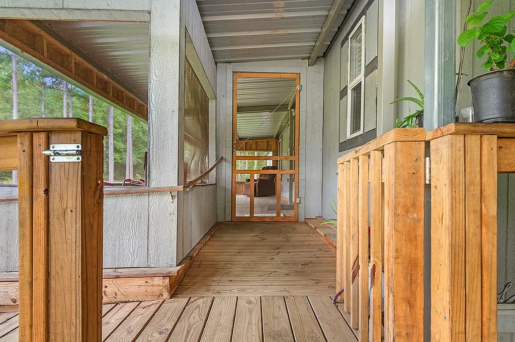 2 bed, 2.0 bath, 960 sqft, $1,400 — Photo 3