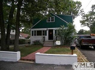 905 Lynnwood Ave, Brick, NJ 08723