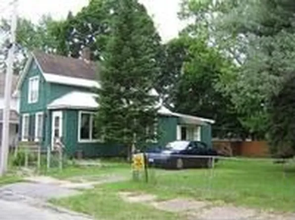 26 Thompson Ave, Gloversville, NY 12078