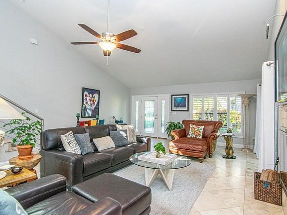 5th image of 3014 W Lawn Ave
