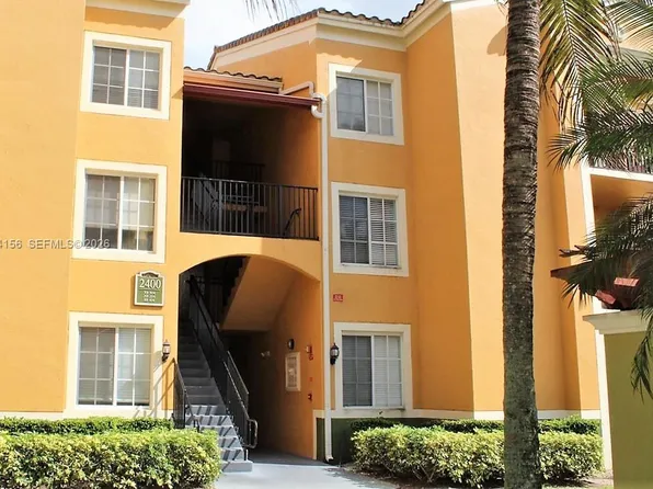 2400 E Preserve Way APT 304, Hollywood, FL 33025