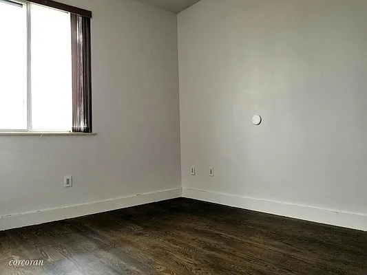Rented by Corcoran | media 21