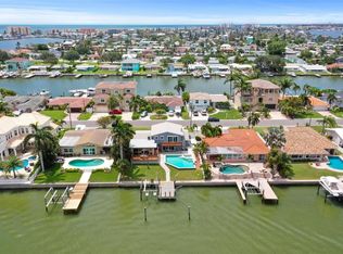 525 Johns Pass Ave, Madeira Beach, FL 33708