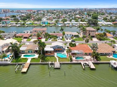 525 Johns Pass Ave, Madeira Beach, FL, 33708