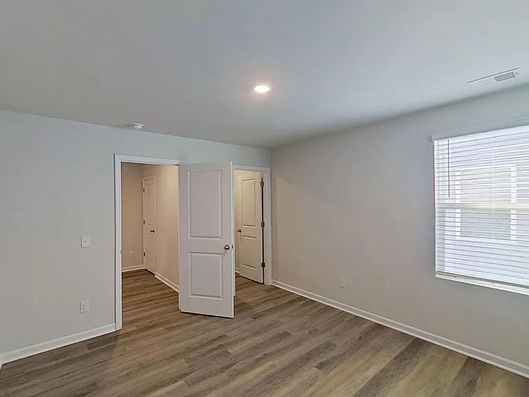 1095 Hanson Dr — Photo 21