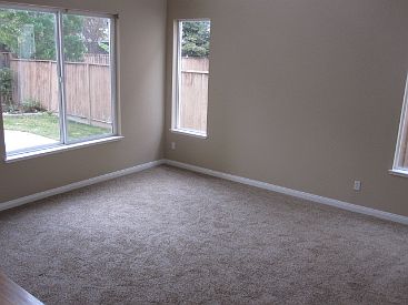 2nd image of 1550 Eastlake Cir