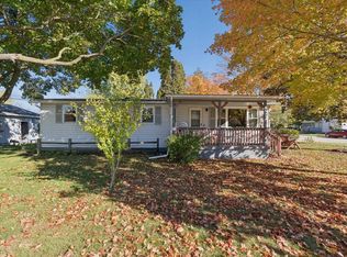 224 W McNeil St, Corunna, MI