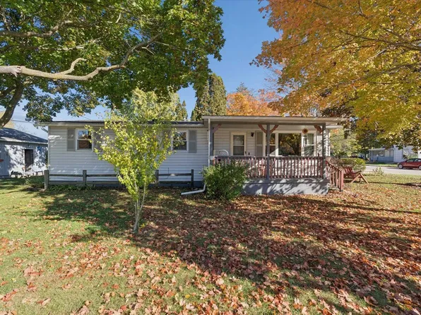 224 W McNeil St, Corunna, MI 48817