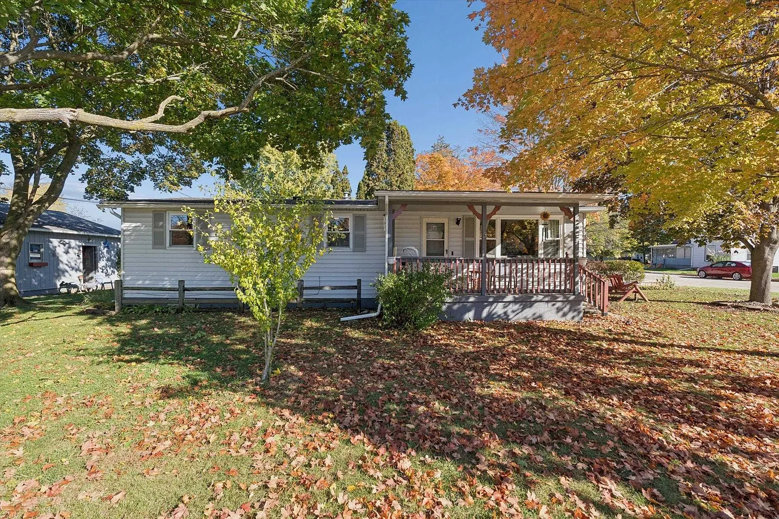 224 W McNeil St photo 1