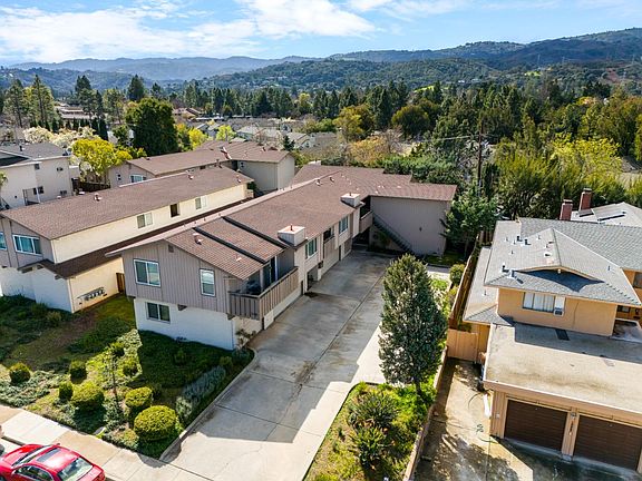 5th image of 10315 Alpine Dr