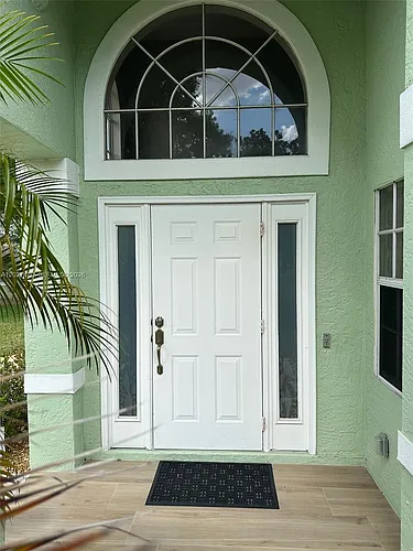 2058 SE Wild Meadow Cir #101 Photo 1