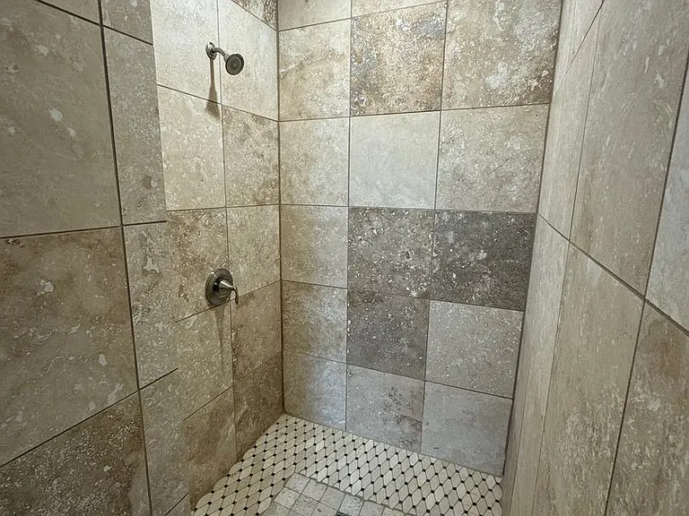1811 NE Alameda Ave — Photo 26