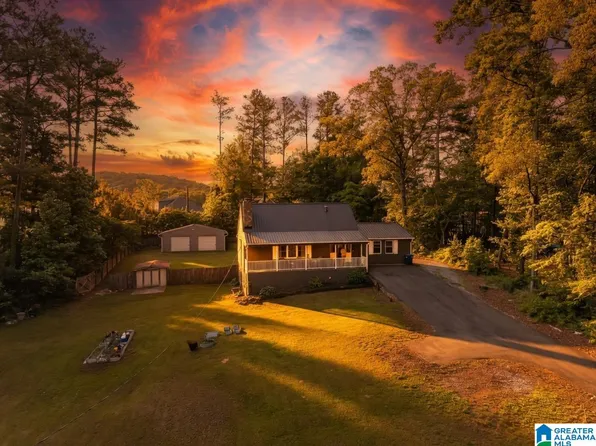 1424 Dearmanville Rd, Anniston, AL 36207