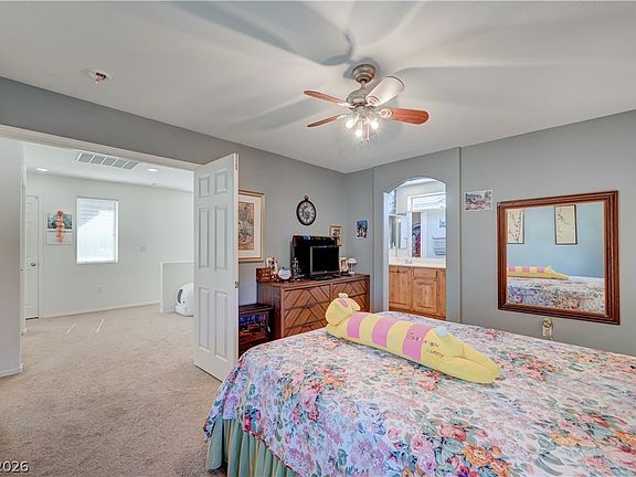 3rd image of 9941 Carrizo Springs Ave